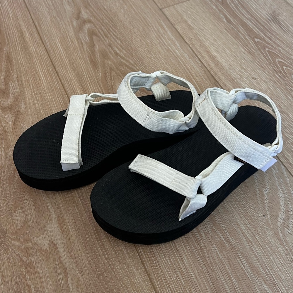 Teva Platform Universal Sandals